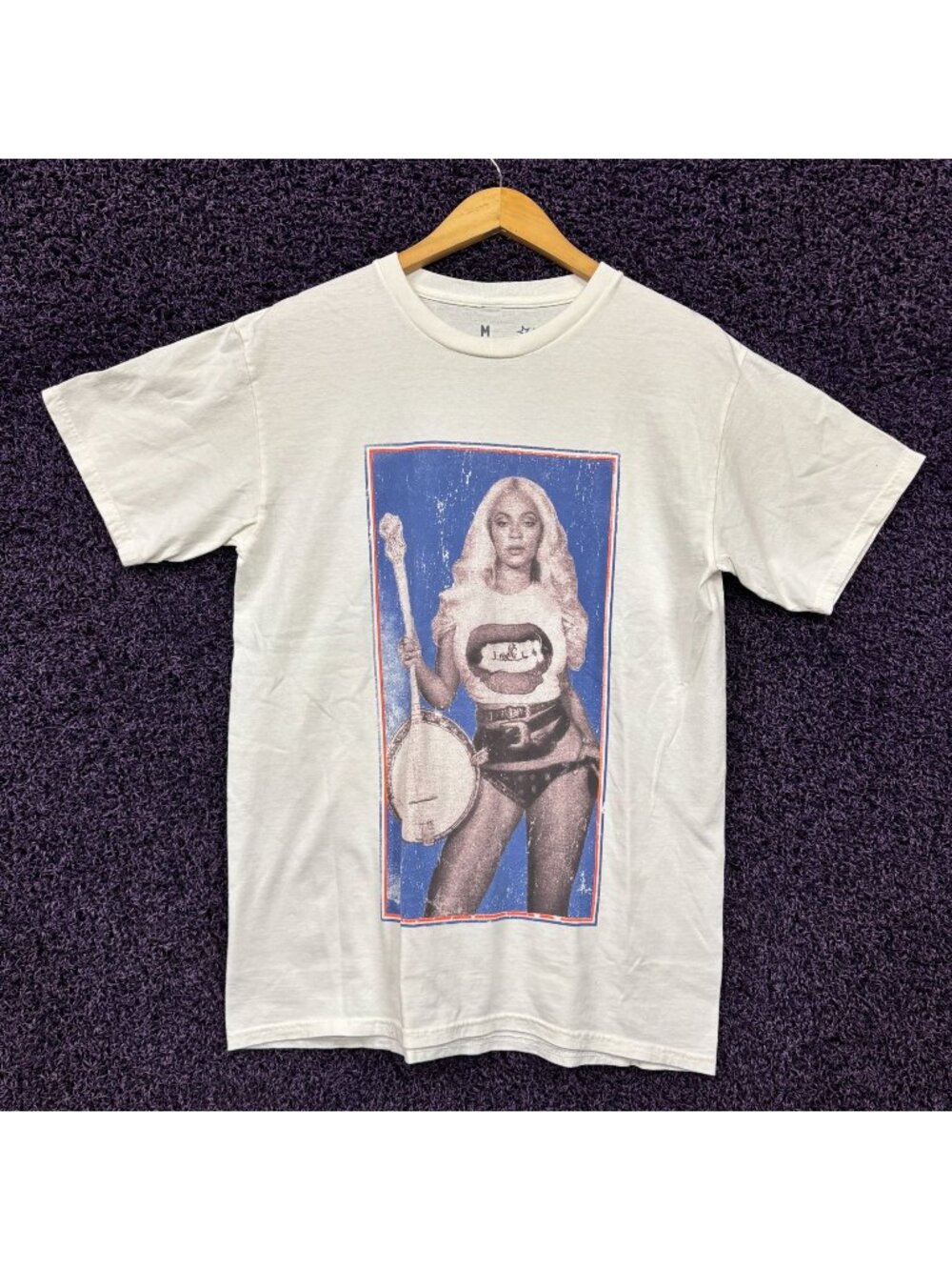 Beyoncé Cowboy Carter Banjo T-shirt size Medium